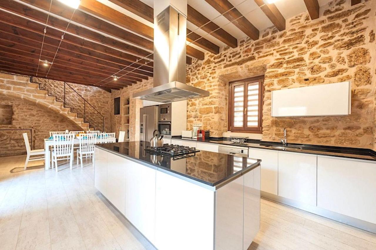 Casa Sa Pedra, En El Centro Historico De Alcudia Villa Exteriör bild